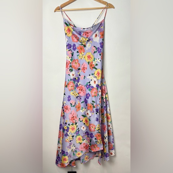 NWT ASTR The Label Gaia Floral Midi Dress Periwinkle - Picture 5 of 11